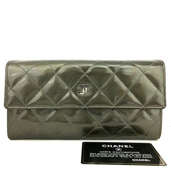 RARE Khaki CHANEL Quilted CC Logo Black Enamel Patent Leather Long Bifold Wallet - Picture 12 of 12
